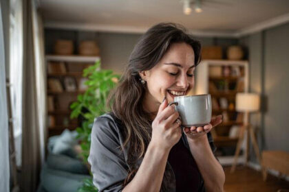 Morning Brew, Youthful You: A Neuroscientist’s Simple Coffee Tip for Americans