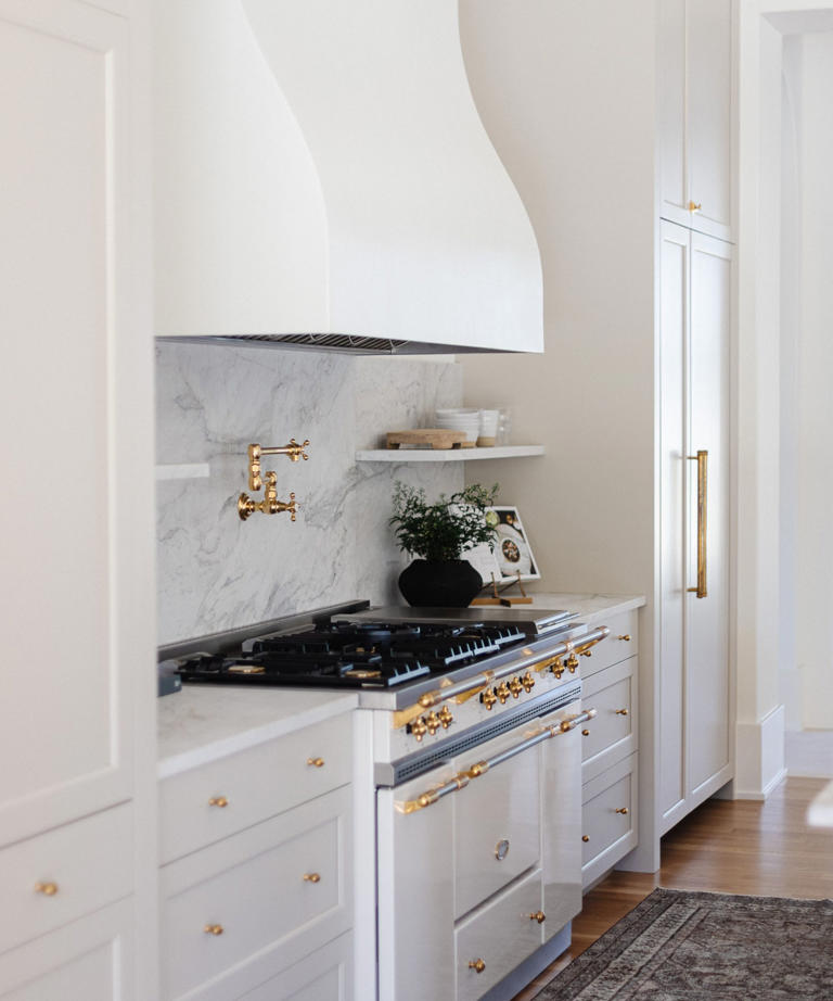 6 Kitchen Design Decisions That Could Boost Your Home’s Value — And How Americans Are Doing It Right