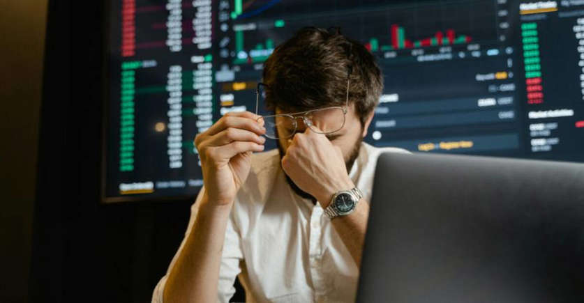 The Quiet Truth: 9 Things Highly Intelligent People Have Zero Tolerance For