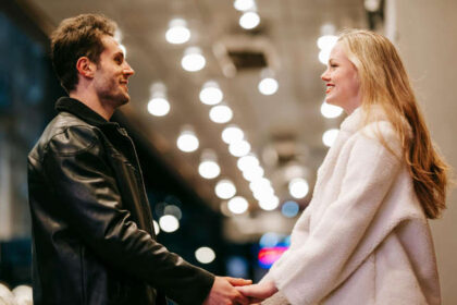 When Flirting Crosses the Line: 7 Behaviors Women Think Are Flirty—But Men See as Desperate