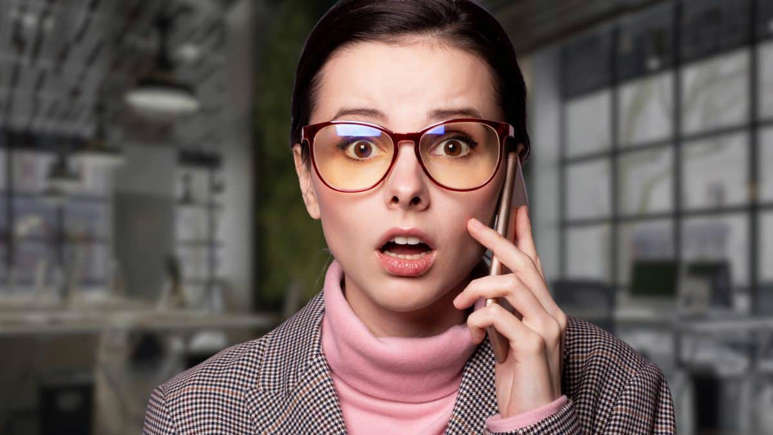 12 Signs Someone Is Stuck in a Job They Secretly Can’t Stand