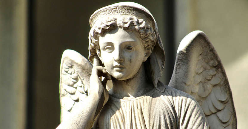 11 Quiet Ways Your Guardian Angels Might Be Trying to Warn You — And How to Listen Before It’s Too Late