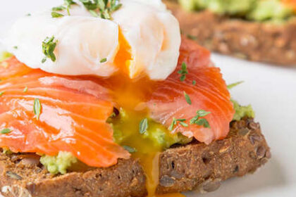 12 Best Anti-Aging Foods That Naturally Boost Collagen and Slow the Clock