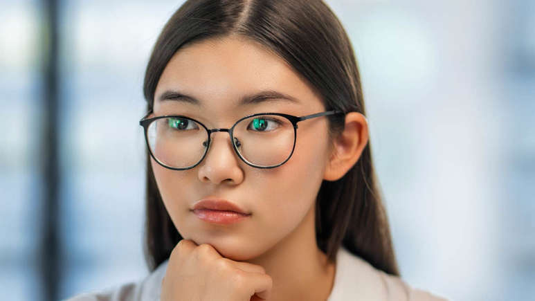 10 Subtle Signs You’re Highly Intelligent (Even If You Don’t Think So)