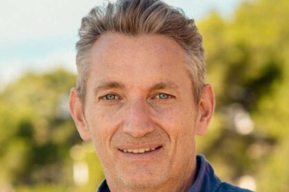 At 40, My Wife Divorced Me Out of the Blue — And Now I Finally Understand Why