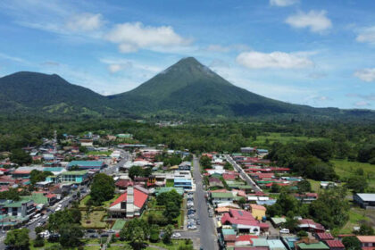 7 Reasons Americans Are Packing Up and Leaving Costa Rica — The Paradise That Isn’t for Everyone