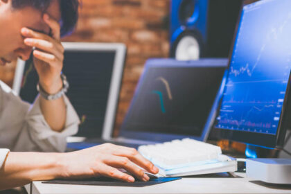 10 Everyday Expenses That Quietly Drain Upper-Class Wealth — And How to Stop Them