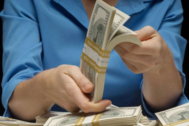 12 Free Tools That Turned Everyday Americans Into Money-Smart Superstars