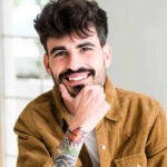 The Art of Likability: 8 Psychology-Backed Tricks That Make People Instantly Warm Up to You