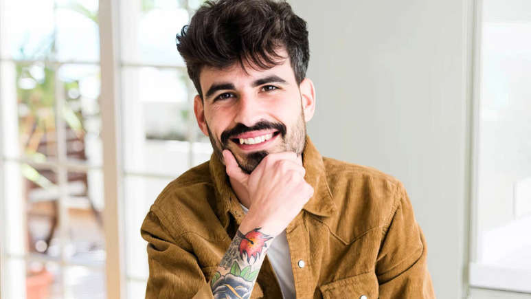 The Art of Likability: 8 Psychology-Backed Tricks That Make People Instantly Warm Up to You