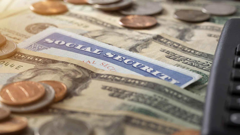 The Retirement Shortcut Most Americans Ignore — and Why It’s Quietly Costing Them Thousands