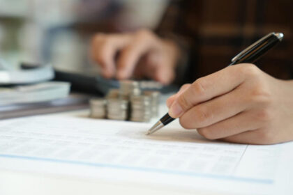 7 Odd-but-Brilliant Money Moves Middle-Class Americans Use to Save an Extra $300 Every Month