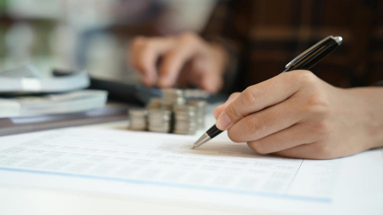 7 Odd-but-Brilliant Money Moves Middle-Class Americans Use to Save an Extra $300 Every Month